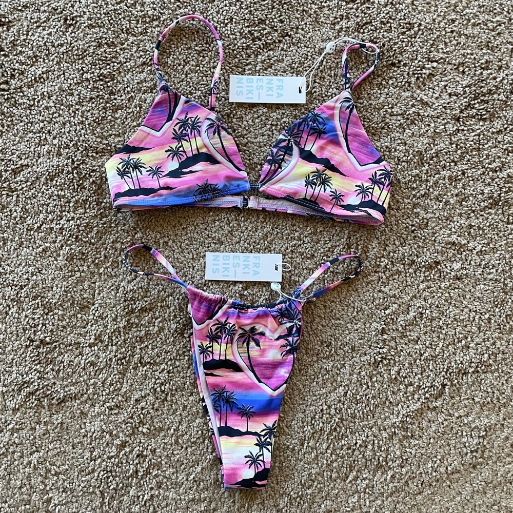 New! Frankie’s Bikini Set